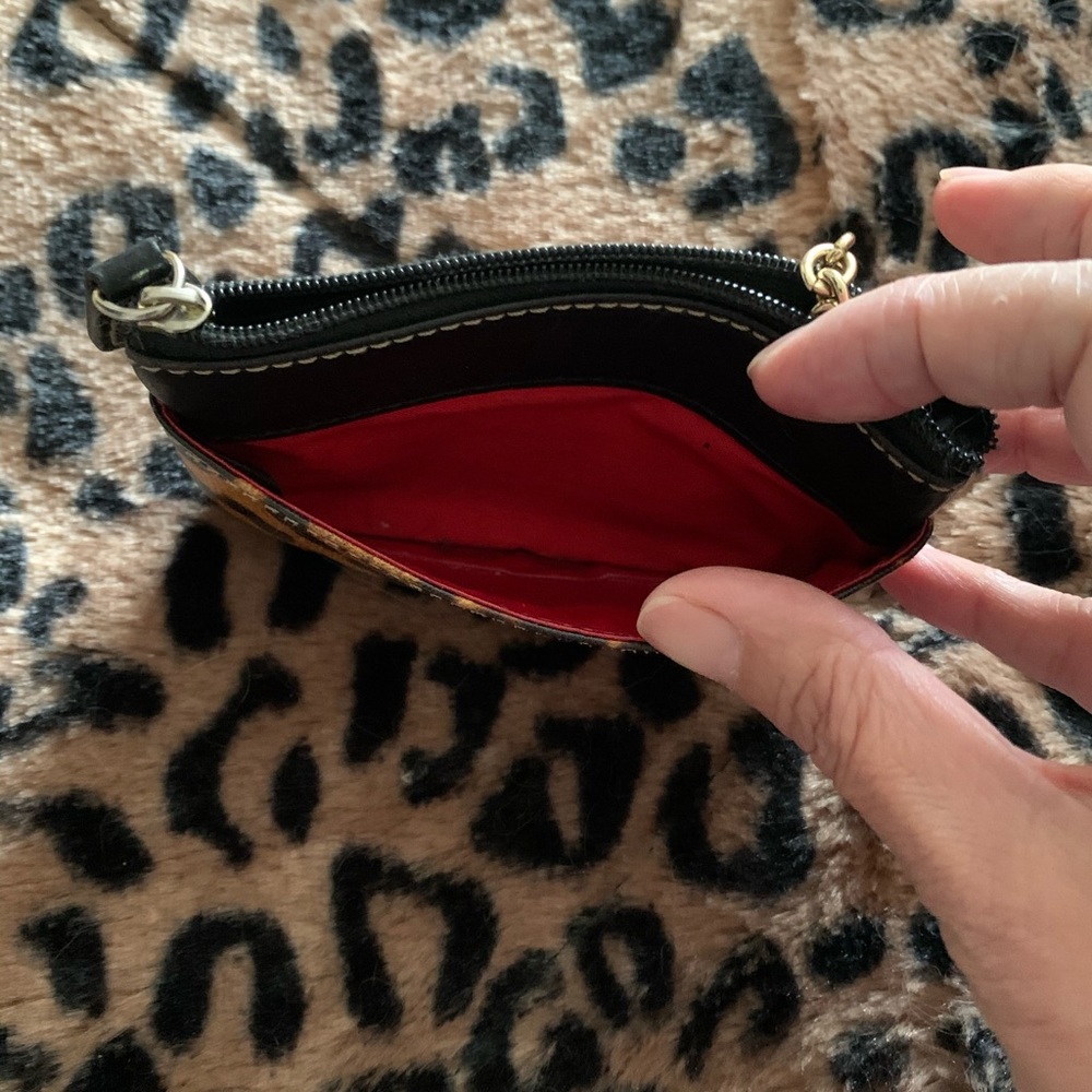 Dooney & Bourke
Key ring coin purse 👛 - Picture 5 of 8